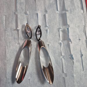 Silver dropping earring